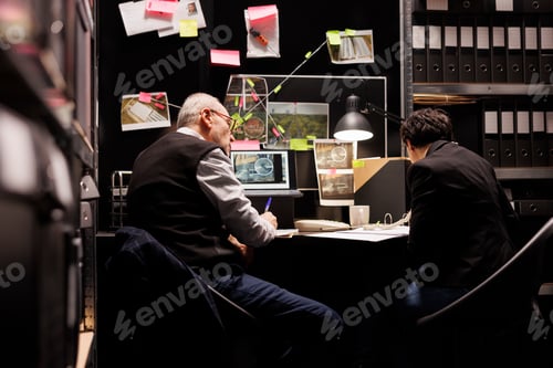 Preview: Private detectives working at criminal investigations