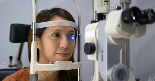Preview: Woman undergo checking eye in clinic