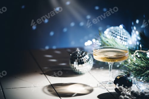 Preview: Festive New Year champagne
