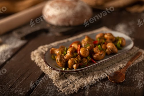 Preview: Fresh mushroom salad