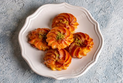 Preview: Traditional Ramadan Dessert Lor Cheese Dessert with pistachio powder (Turkish name; Lor tatlisi)