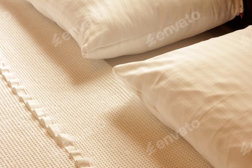 Preview: bed sheets and pillows