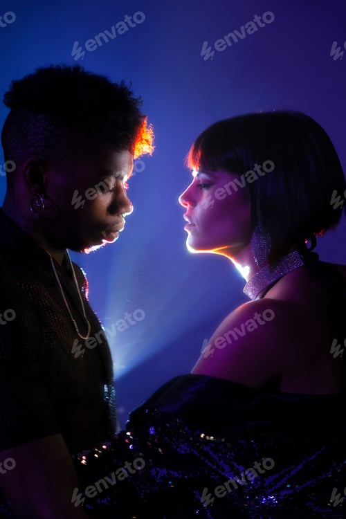 Preview: Traces of light on faces of couple