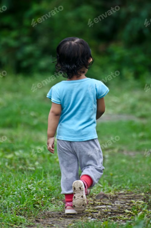 Preview: Little baby girl walking