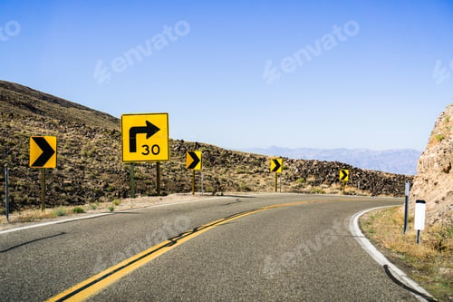 Preview: Steep right turn