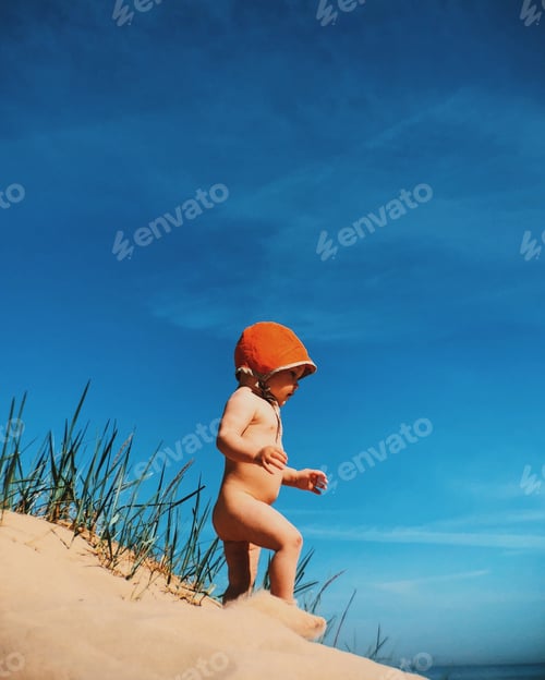 Preview: Run away ☀️
