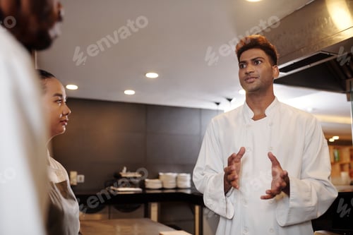 Preview: Chef Talking to Sous-chefs
