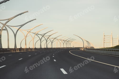 Preview: A toll highway . Expressway.