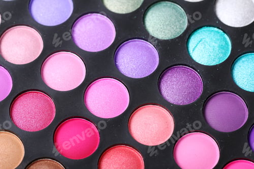 Preview: Colorful eyeshadows