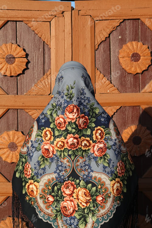 Preview: Russian Bohemian Girl In Vintage Pavlovo Posad Shawl And Old Carved Gate Of Wooden Traditional