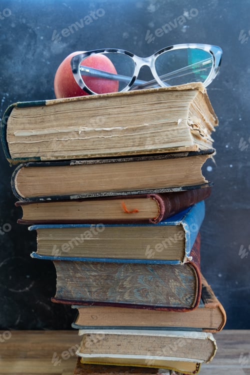 Preview: Pile of old books