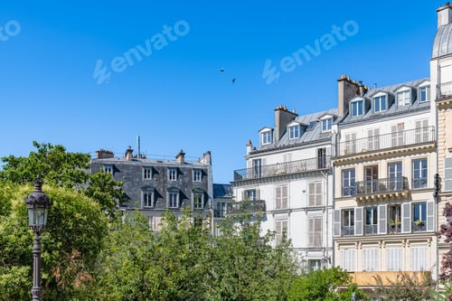 Preview: Paris, typical facades