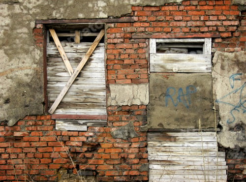 Preview: Rusty window and door