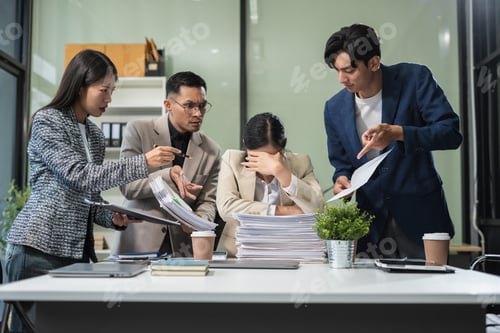 Preview: colleagues is angry and blames the team for poor work, team failure is not satisfied with the report