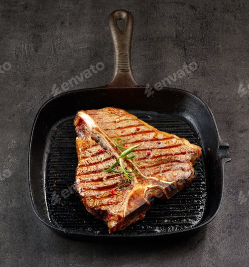 Preview: freshly grilled T bone steak