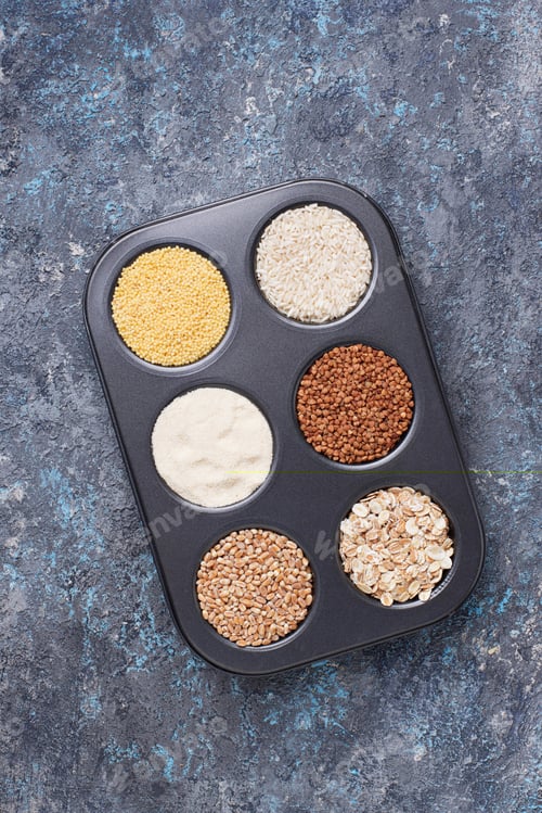 Preview: Assortment of different groats and cereals