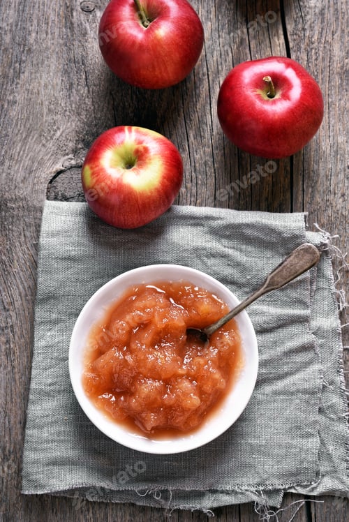 Preview: Apple jam in a bowl