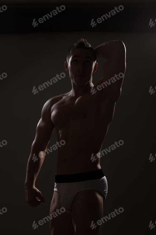 Preview: Silhouette Young Man Bodybuilder