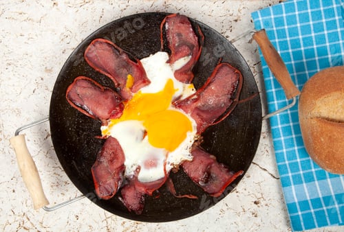 Preview: Fried Egg with Pastrami. Turkish Breakfast.