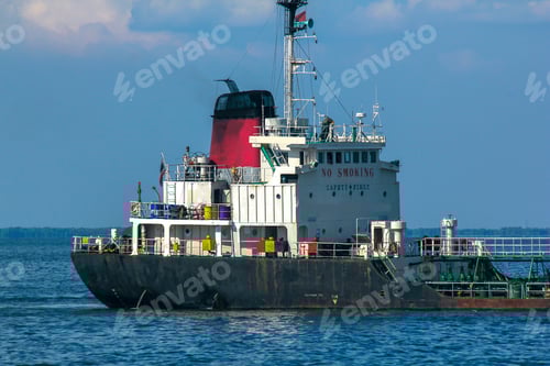 Preview: Large tanker anchored in the sea.