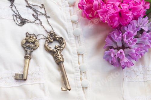 Preview: Pink and violet hyacinths