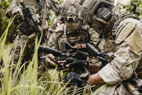 Preview: Smart teamwork of soldiers running forward and attacking enemy