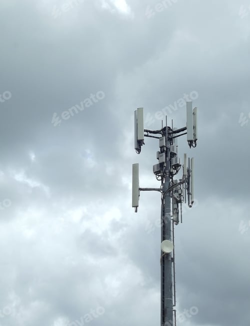Preview: Cell phone reception tower
