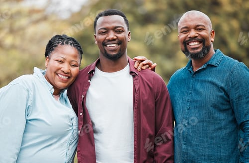 Preview: Three Smiling Friends Together Outdoors in Natural Light