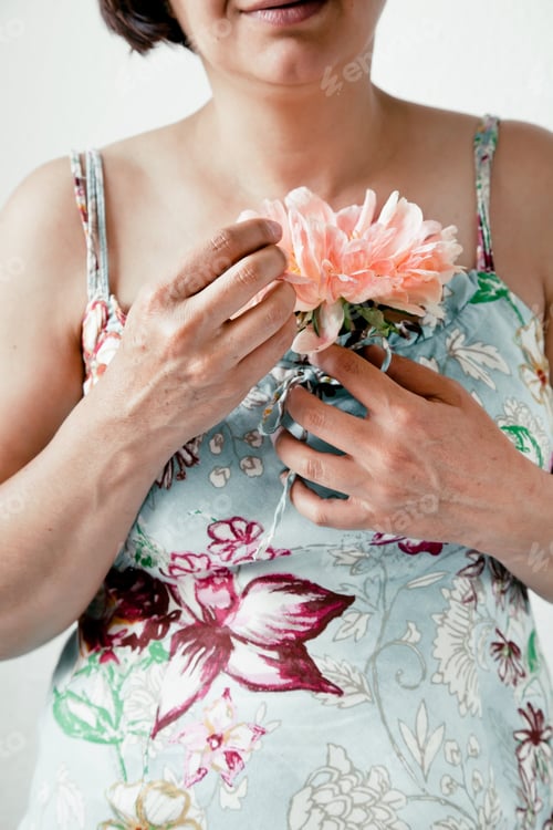 Preview: Female sensuality and fragility, female health