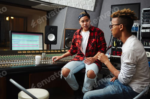 Preview: Discussing music