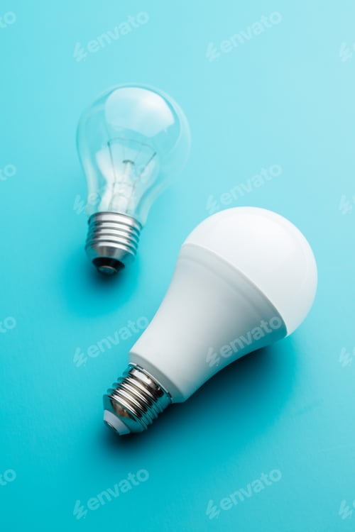 Preview: Energy saving and classic light bulbs.