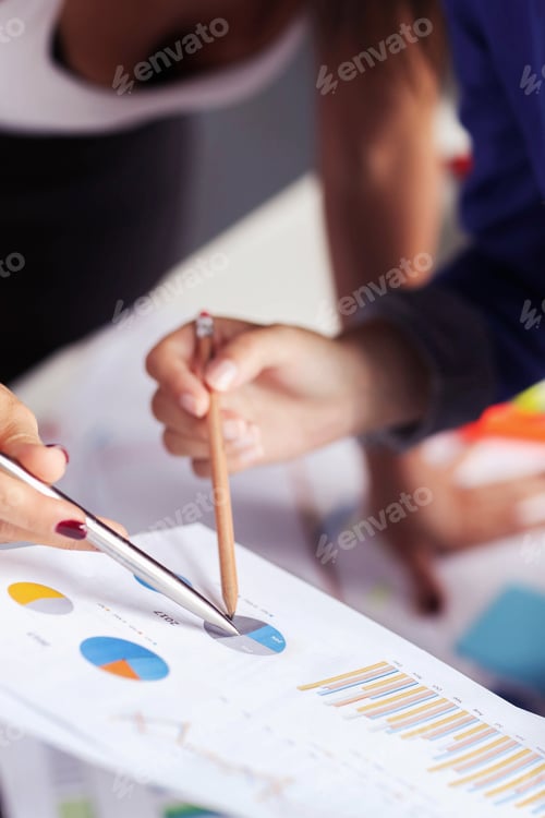Preview: Business people