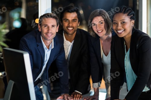 Preview: Portrait Of Group Of Businesspeople In The Office