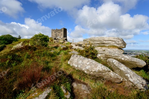 Preview: The Castle at carn Brea in Cornwall