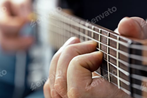 Preview: playing on electric guitar