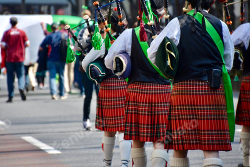 Preview: Parade