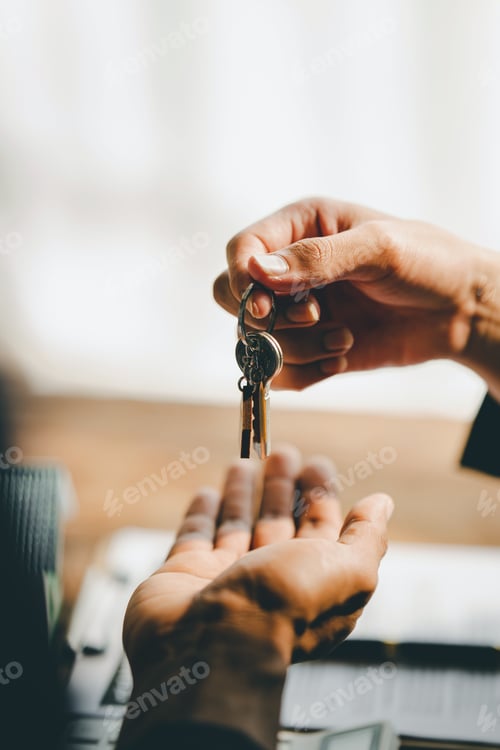 Preview: real estate agent Delivering keys and model homes to customers and home insurance contracts; home mo