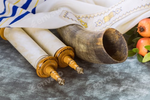 Preview: Yom Kippur Jewish holiday religious tradition attributes and symbols