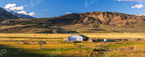 Preview: Farm buildings at Estancia La Oriental, Perito Moreno National Park, Santa Cruz Province, Patagonia,