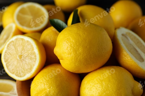 Preview: Ripe lemons, close up and selective focus