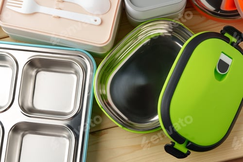 Preview: Many plastic food containers in a shop for background