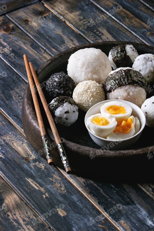Preview: Rice balls and eggs