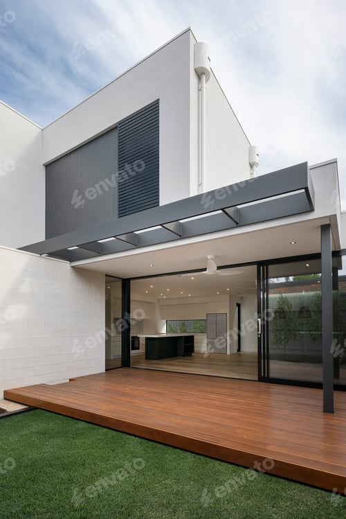 Preview: Modern House Exterior
