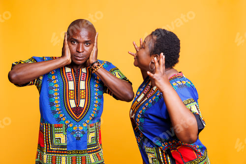 Preview: Wife shouting and husband covering ears