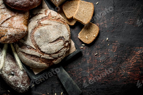 Preview: Assortment of different types of bread.