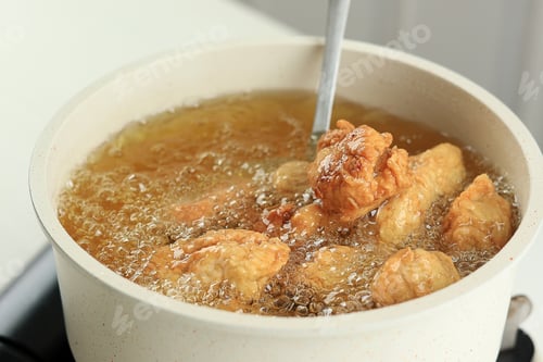 Preview: Deep Frying Chicken Karaage Zangi in Hot Oil