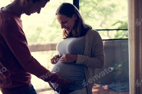 Preview: Pregnant woman life