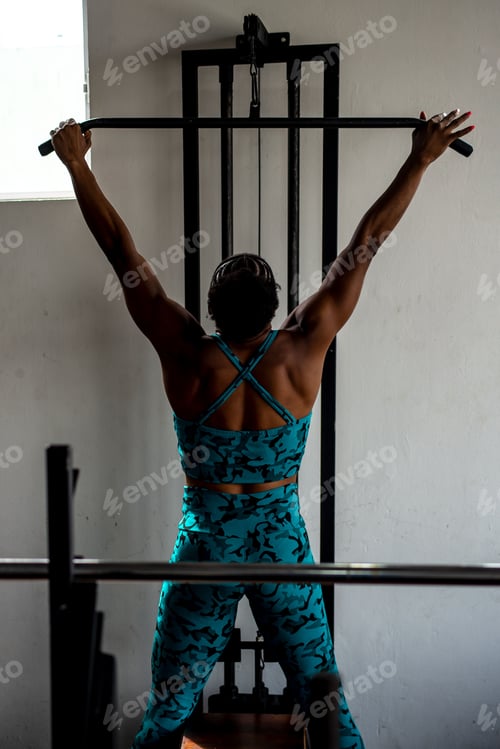 Preview: a female training at the gym