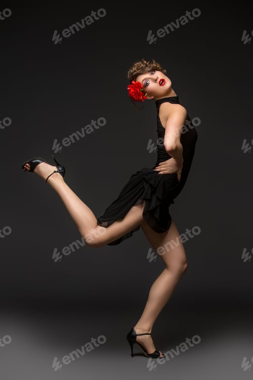 Preview: girl dancer in tango dress