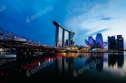 Preview: View around Marina Bay at Dusk